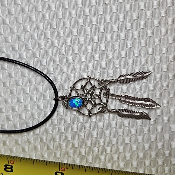 DREAM CATCHER SILVERTONE NECKLACE - Picture 6 of 7